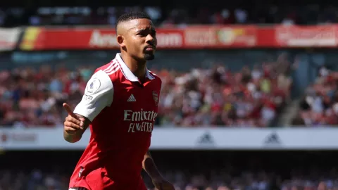 Gabriel de Jesus con la camiseta del Arsenal