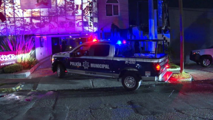 Patrulla de la Policía de Guadalajara en motel el 29 de octubre de 2025.