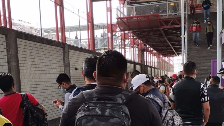 Metro CDMX retrasos 27 julio