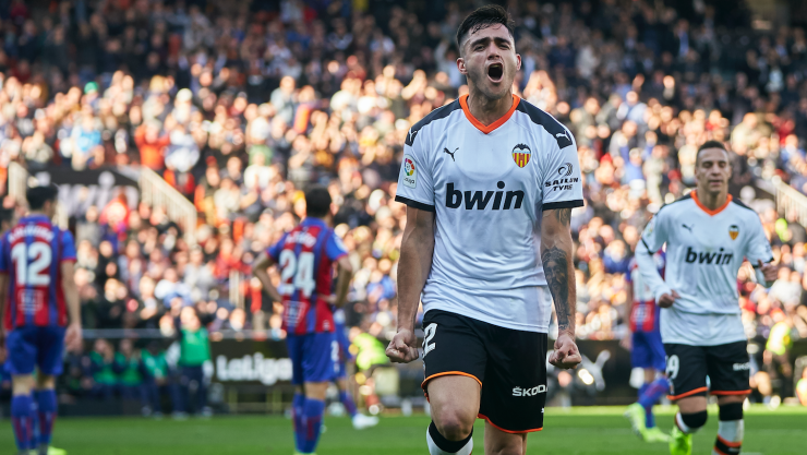¡Valencia se aferra a los primeros lugares de la Liga!