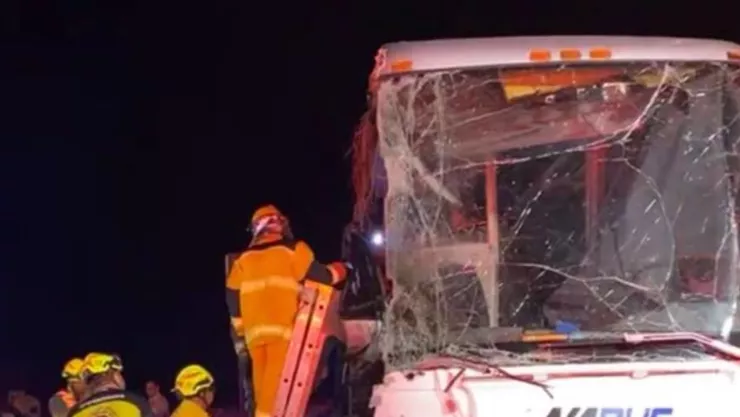 Accidente en la carretera Zaragoza–Monterrey deja 2 muertos y 8 heridos graves