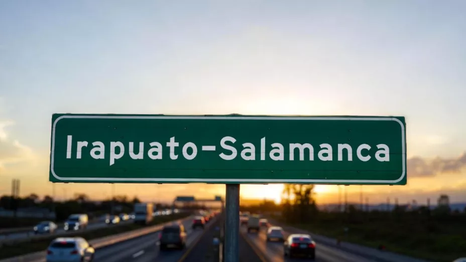 ¿Caos de viernes Así está el tráfico en la carretera Irapuato-Salamanca hoy 14 de noviembre.jpg