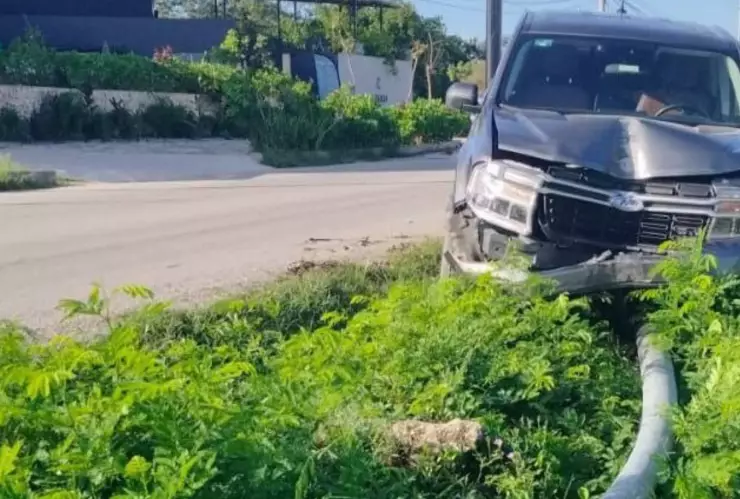 Accidente vehícular en Cancún; Av. Huayacán.jpg