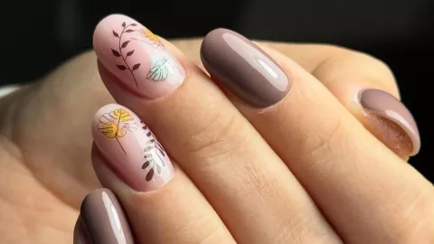 Uñas almendra en tonos neutros