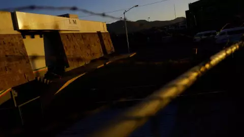 Funcionarios detenidos por muerte de migrantes en Ciudad Juárez