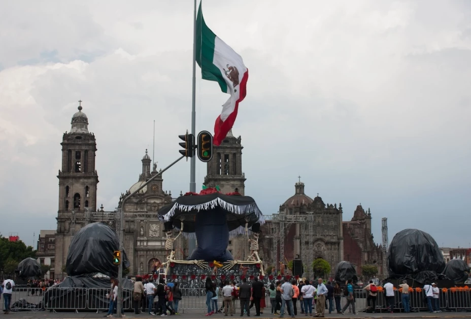 6,500 comercios tuvieron pocas ventas por el cierre da las calles por la filmación.