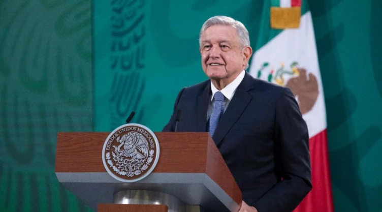 Un informe del MIT sobre la viabilidad del aeropuerto de Santa Lucía estuvo a punto de terminar con el proyecto, dijo el presidente Andrés Manuel López Obrador.