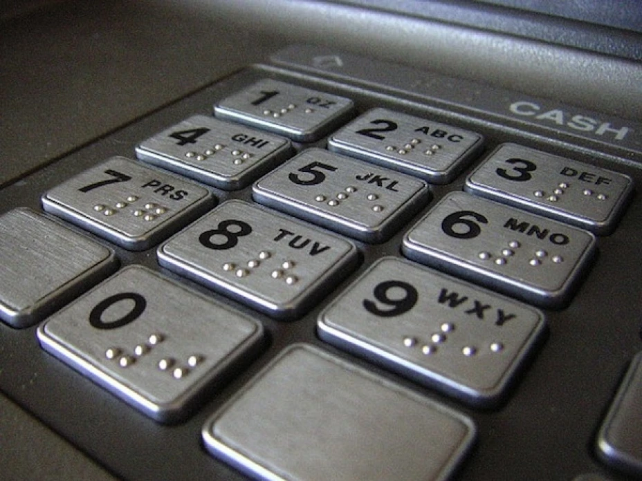 Conoce las comisiones que cobran los cajeros automáticos