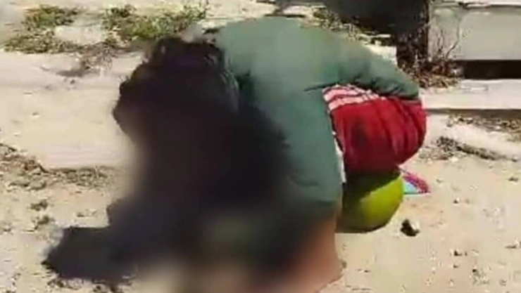 MUJER se come un gato en vía pública kanasín yucatán video