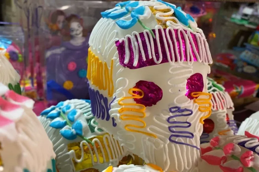día-de-muertos-2023-México-calaveritas-de-azucar-venta