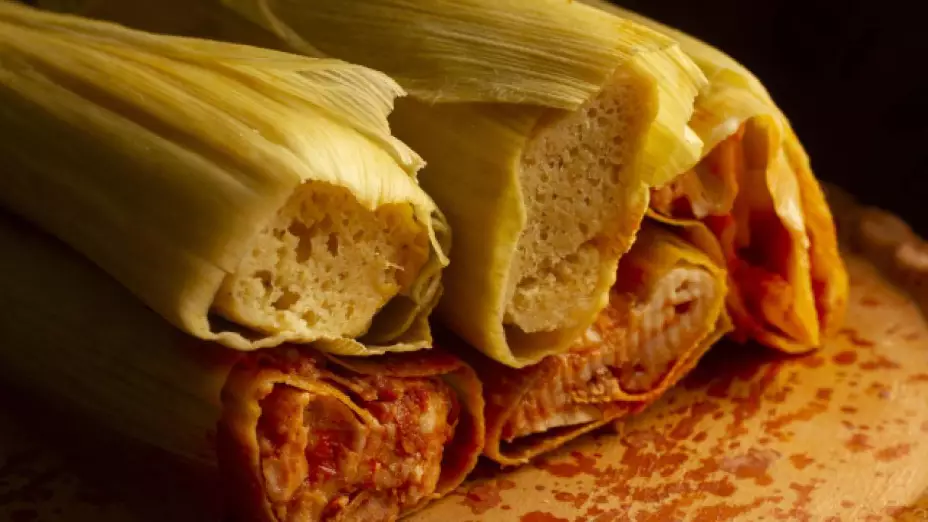 Cuántas-calorías-tiene-un-tamal.jpg