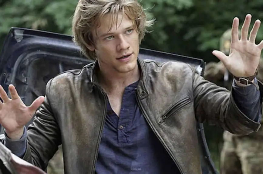 Lucas Till MacGvver