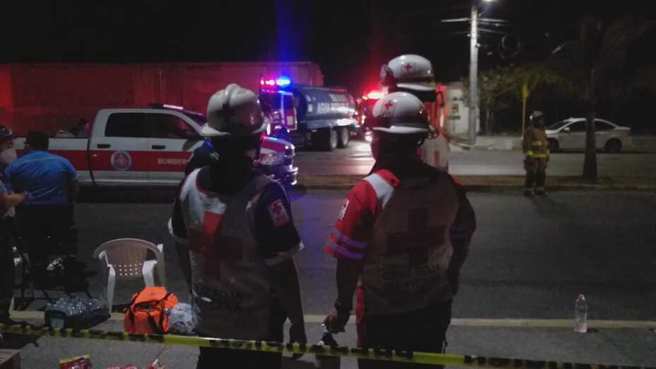 Explosión en puerto morelos