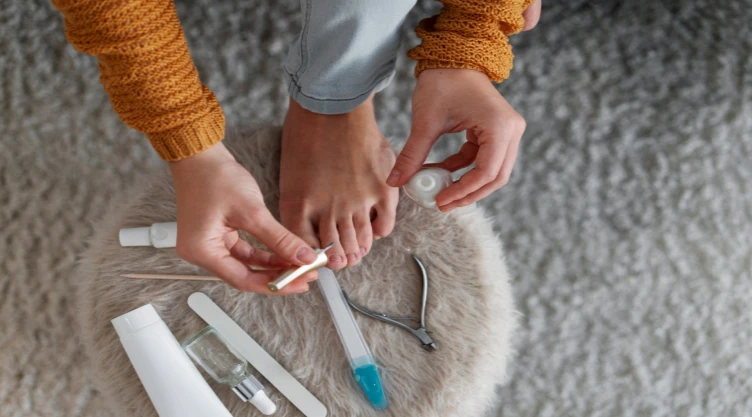Si las uñas de tus pies no se ven ‘cool’ y están gruesas, no es una buena señal de salud