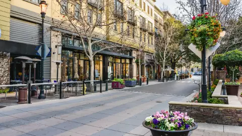 El paisaje de un centro comercial en San Jos&eacute;, California
