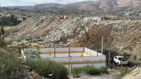 Hallan cuerpo sin vida en Granjas Familiares