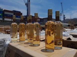 metanfetamina en botellas de tequila1.jpg