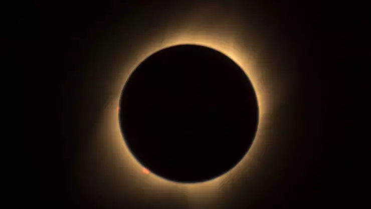 ¿Qué significa SOÑAR con un ECLIPSE? Podría hablar de tu mundo interno