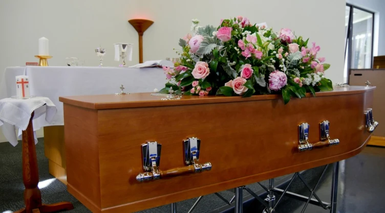 ¿Cuál es el costo de la muerte? El servicio funerario que hay