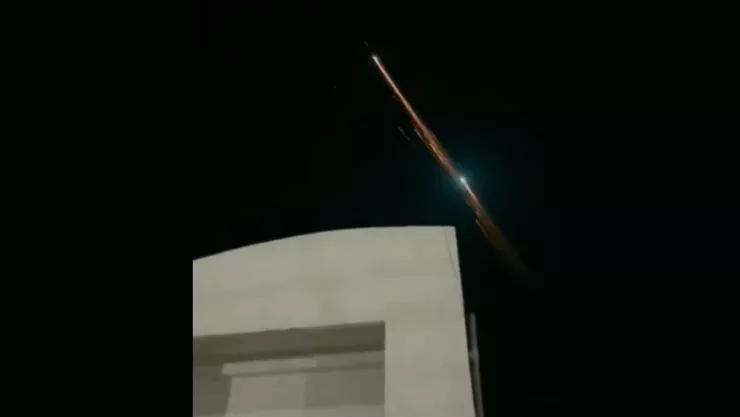 VIDEO: Cohete chino que estaba fuera de control cayó en la Tierra