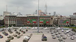 En honor a los fallecidos por #Covid19 se ofrece un minuto de silencio en el corazón de la CDMX