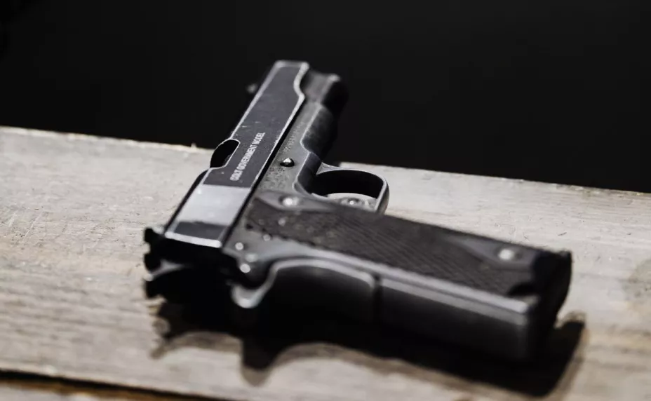 Niño inventa historia para ocultar que mató a su madre.