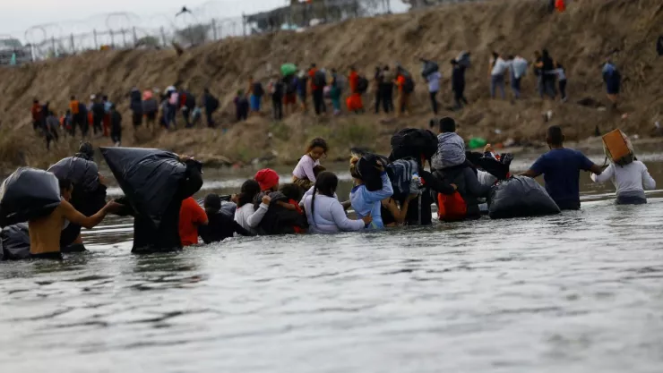 migrantes mueren fango en Río Bravo