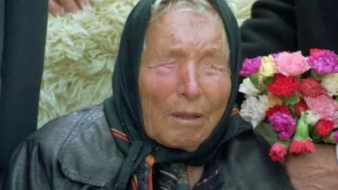 VIDEO:Catástrofes y homicidios; así las predicciones de Baba Vanga 2024