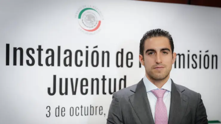 Eugenio Segura impulsa la iniciativa de Ley General de Juventudes.jpg