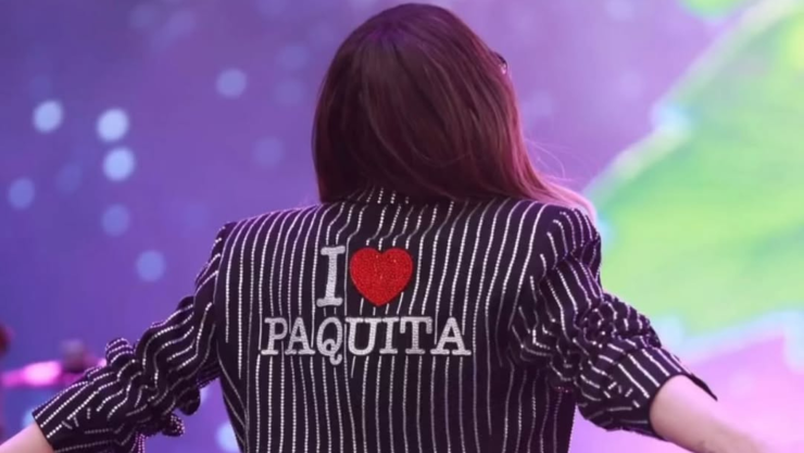 Belinda canta “Rata de dos patas” en festival de música en honor a Paquita la del Barrio.png