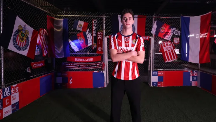brian-gutierrez-no-nacidos-mexico-jugado-chivas.jpg