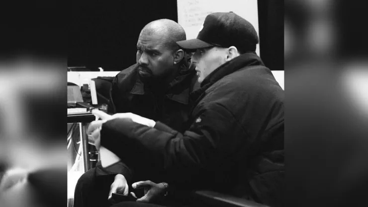 Kanye West y Peso Pluma.jpg