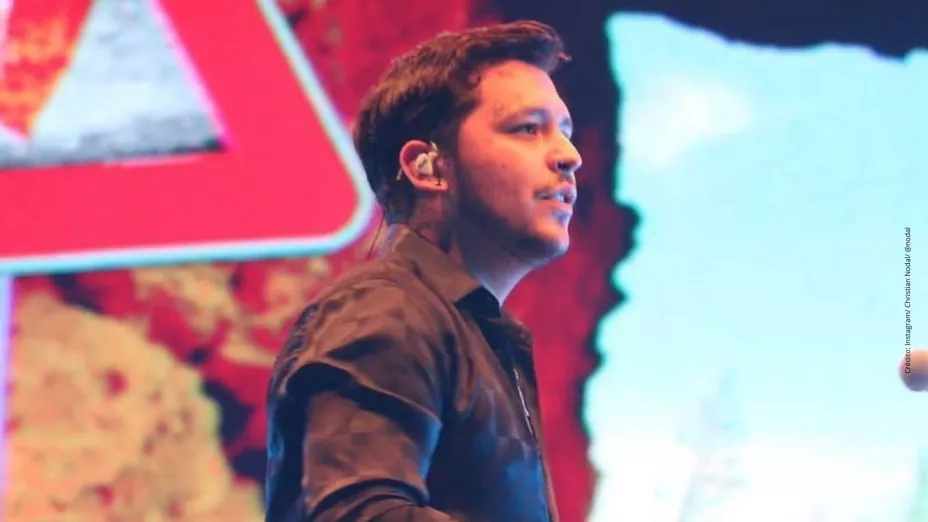 Christian Nodal destapa secreto en medio de su nueva relación.