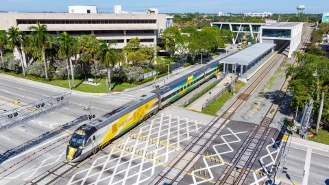 Tren Brightline de alta velocidad