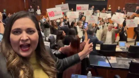 cynthia-lopez-ausencia-votacion-senado-supremacia-constitucional-pri