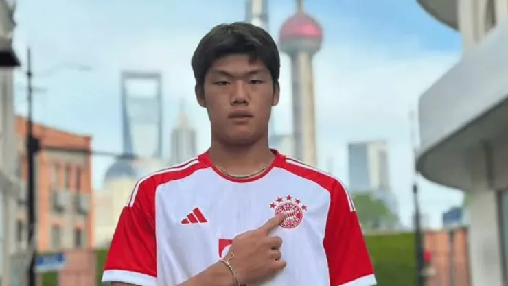 ¿Quién es Guo Jiaxuan, futbolista chino declarado con muerte cerebral? (VIDEO)