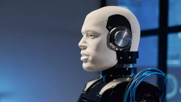 ¿La rebelión inició? Robot con IA ataca a asistentes durante un festival en China: VIDEO