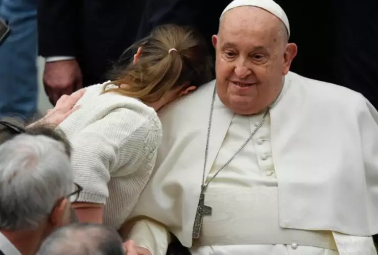 ¿De qué murió el Papa Francisco el 21 de abril 2025.png