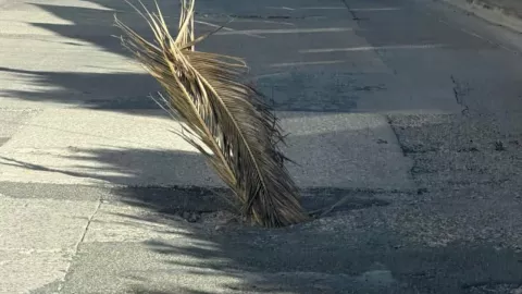 Se abre hundimiento en rampa de Cubillas; habitantes exigen explicación