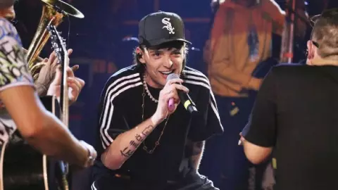 ¡Adiós Peso Pluma! Prohíben narcocorridos en Tijuana y se castigará con multa