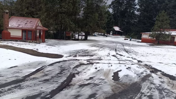 Volverá a caer nieve en el Nevado de Colima este Jueves y Viernes Santo
