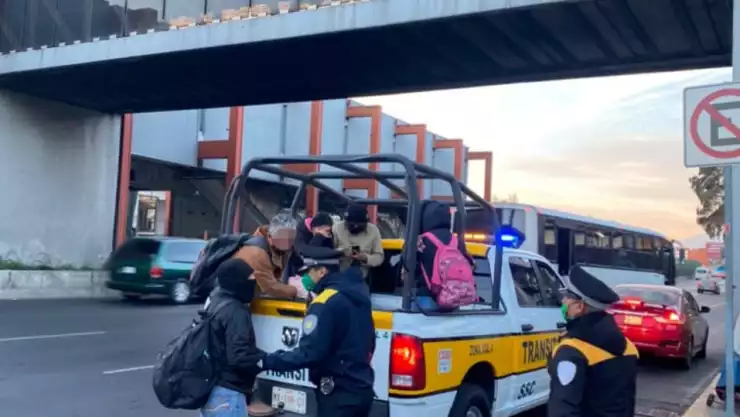 incendio-metro-traslados-usuarios