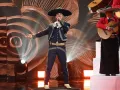 Julio sorprendió a todos con su potente interpretación de “Si nos dejan” en el Noveno Concierto de La Academia 2024. Tras una semana de tranquilidad que le permitió recargar energías, Julio subió al escenario renovado y lleno de vigor, dejando una impresión memorable con su entrega apasionada y su habilidad para capturar la esencia de la canción.