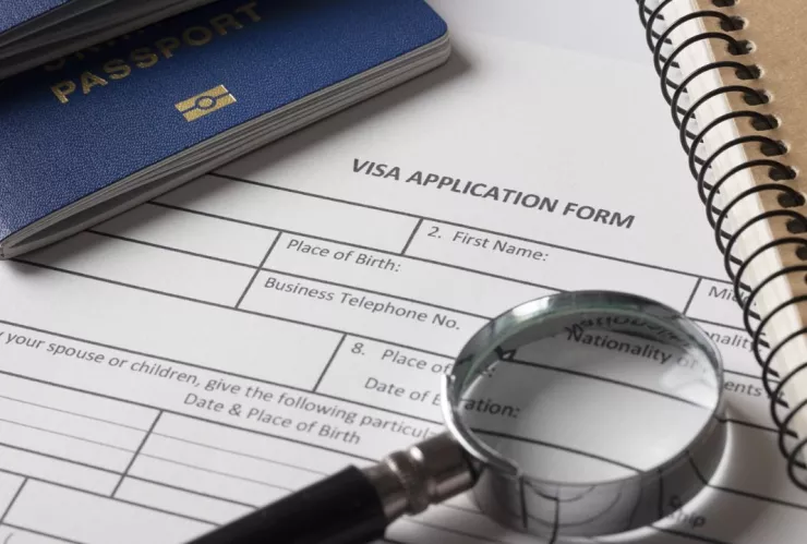 La nueva razón por la que podrían negarte o revocarte la visa