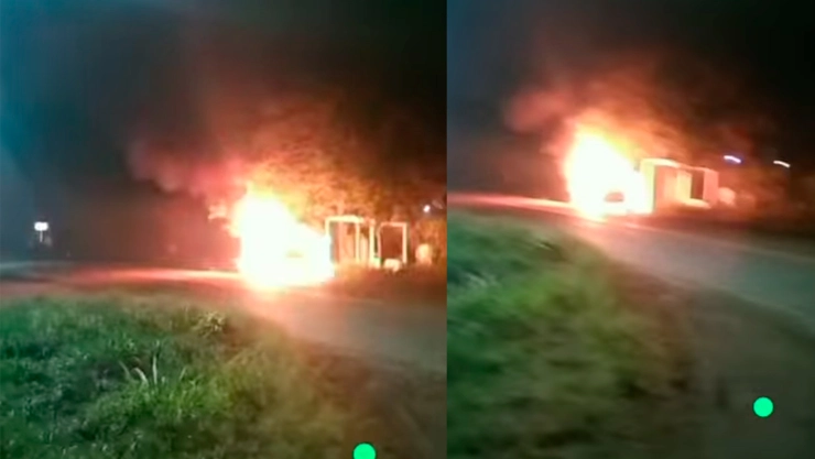 Incendio vehículo Pichucalco