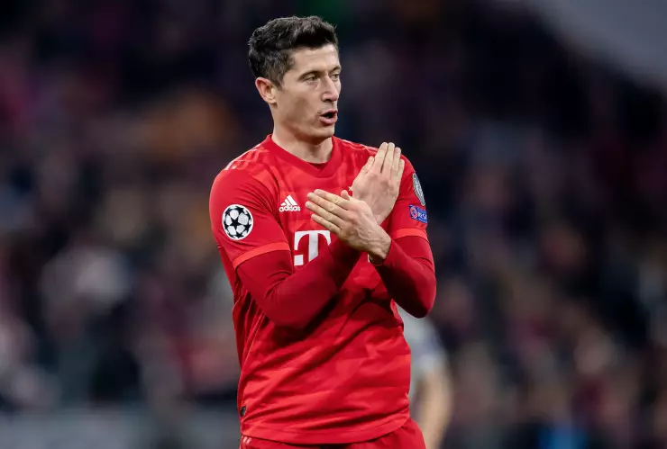 Un histórico Lewandowski aplastó al Borussia Dortmund