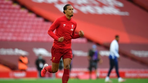 Catalogan de arrogante y aburrido a Virgil Van Dijk