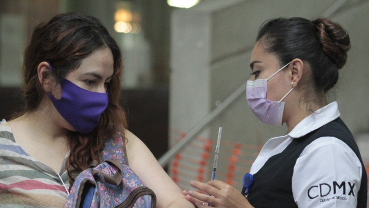 vacuna contra la COVID-19.jpg