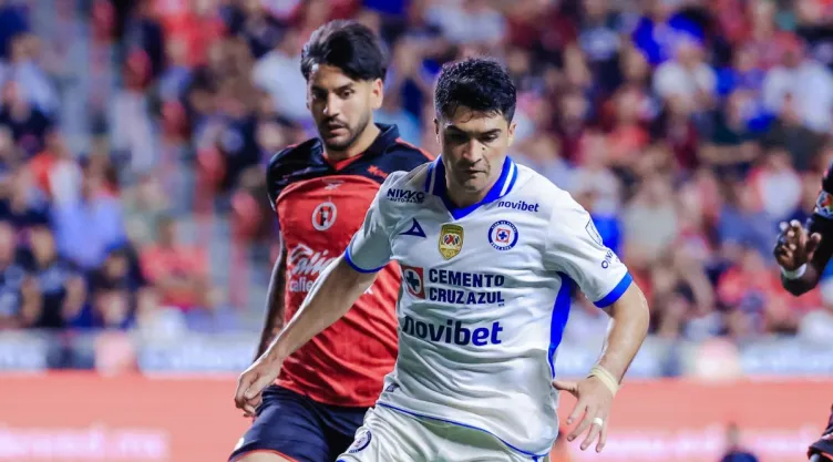 cruz-azul-repite-historia-2021-desmantelan-equipo.jpg