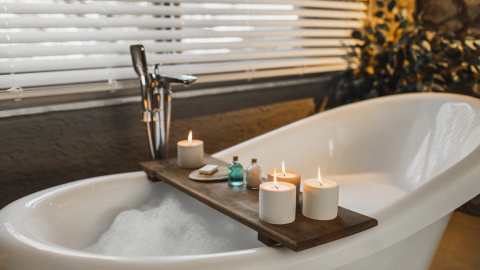 El truco de los hoteles para que los ba&ntilde;os queden relucientes de limpios